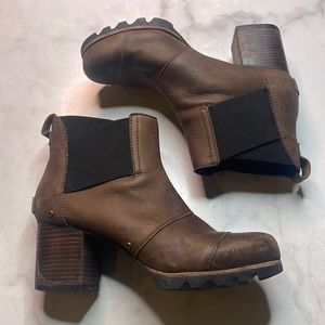 Sorel Addington Chelsea Boots